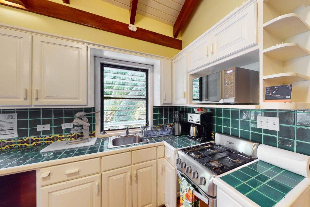 Condo #27 @ Beachside Villas Dangriga Bagian luar foto