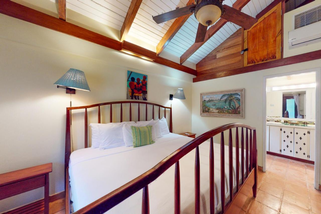Condo #27 @ Beachside Villas Dangriga Bagian luar foto
