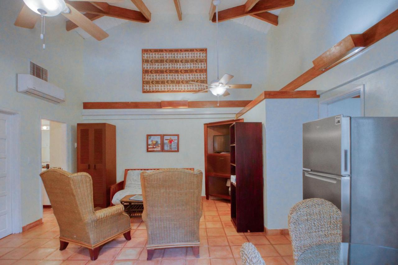 Condo #27 @ Beachside Villas Dangriga Bagian luar foto